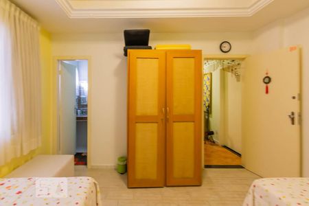 Quarto Suite 1 de casa para alugar com 7 quartos, 465m² em São Lucas, Belo Horizonte