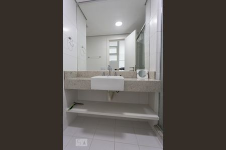 Banheiro de apartamento para alugar com 1 quarto, 47m² em Praia de Belas, Porto Alegre