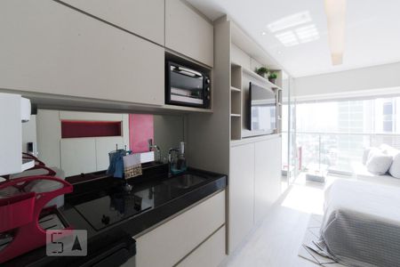 Cozinha de kitnet/studio para alugar com 1 quarto, 33m² em Vila Cordeiro, São Paulo