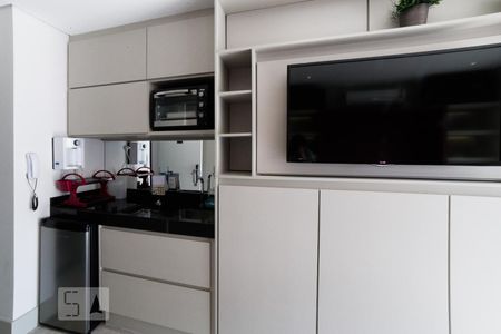 Cozinha de kitnet/studio para alugar com 1 quarto, 33m² em Vila Cordeiro, São Paulo