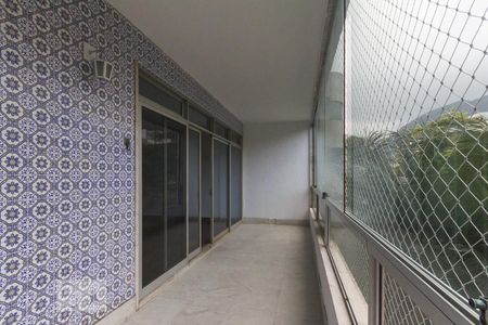 Varanda de apartamento para alugar com 3 quartos, 156m² em Barra da Tijuca, Rio de Janeiro