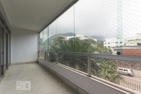 Varanda de apartamento para alugar com 3 quartos, 156m² em Barra da Tijuca, Rio de Janeiro