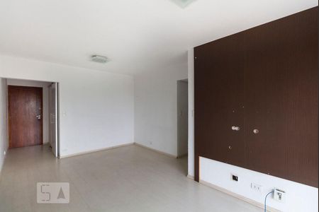Apartamento à venda com 75m², 4 quartos e 1 vagaSala