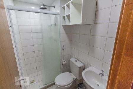 Banheiro de apartamento à venda com 2 quartos, 48m² em Irajá, Rio de Janeiro