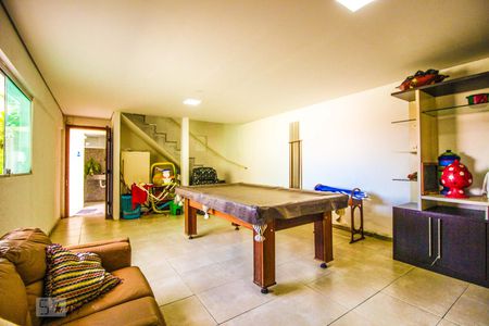 Sala de casa à venda com 3 quartos, 345m² em Jardim Leblon , Belo Horizonte