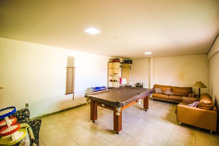 Sala de casa à venda com 3 quartos, 345m² em Jardim Leblon , Belo Horizonte
