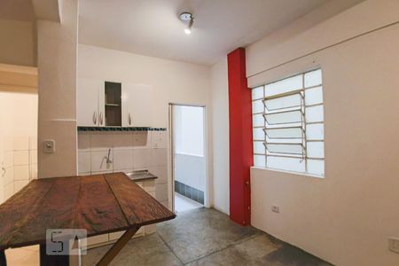 Cozinha de apartamento para alugar com 1 quarto, 42m² em Vila Buarque, São Paulo