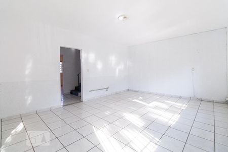 Sala de casa à venda com 3 quartos, 130m² em Vila Carrão, São Paulo