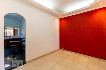Sala  de casa à venda com 4 quartos, 360m² em Floramar, Belo Horizonte