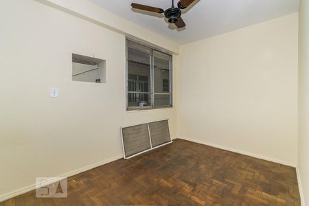 Quarto 1 de apartamento para alugar com 2 quartos, 60m² em Irajá, Rio de Janeiro