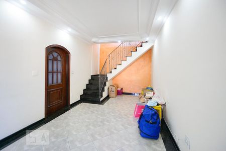 Sala piso 1 de casa para alugar com 4 quartos, 100m² em Parque Boturussu, São Paulo