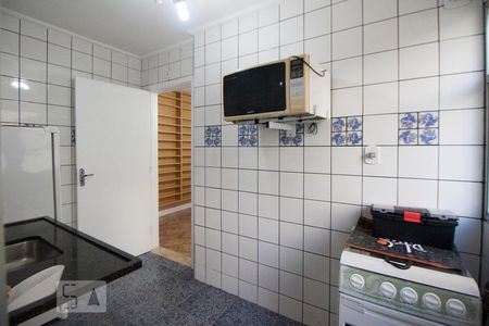 Cozinha de apartamento para alugar com 1 quarto, 47m² em Higienópolis, São Paulo