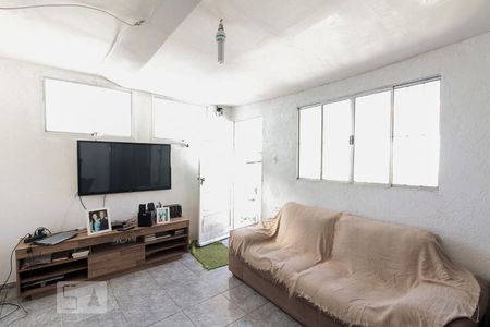 Casa à venda com 87m², 3 quartos e sem vagaSala