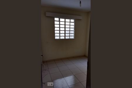 Quarto 1 de apartamento para alugar com 2 quartos, 45m² em Serrano, Belo Horizonte