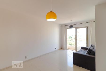 Salas de apartamento para alugar com 3 quartos, 70m² em Mansões Santo Antônio, Campinas