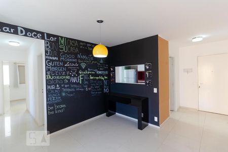 Salas de apartamento para alugar com 3 quartos, 70m² em Mansões Santo Antônio, Campinas