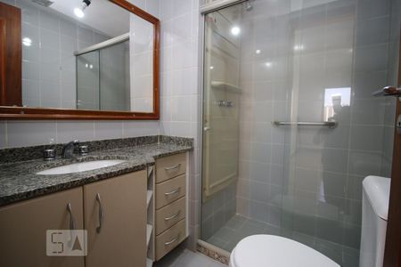 Banheiro da Suíte de apartamento para alugar com 2 quartos, 91m² em Jacarepaguá, Rio de Janeiro