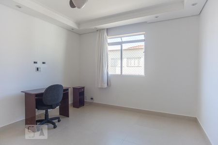 Sala de apartamento à venda com 3 quartos, 67m² em São Bernardo, Campinas