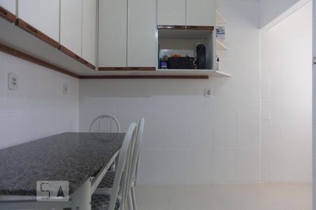 Cozinha de apartamento à venda com 3 quartos, 67m² em São Bernardo, Campinas