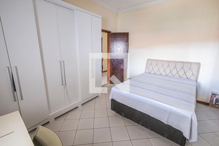 Quarto de casa para alugar com 3 quartos, 460m² em Candelária, Belo Horizonte