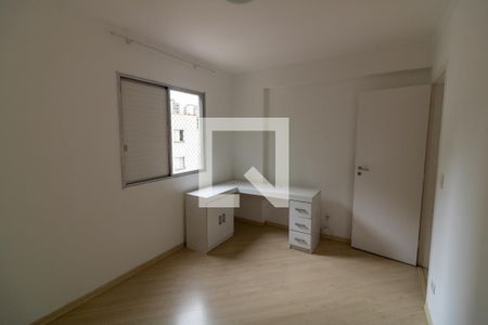 Quarto 1 de apartamento para alugar com 2 quartos, 65m² em Vila Andrade, São Paulo