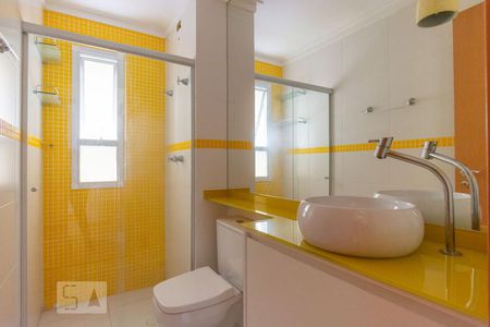 Banheiro de apartamento à venda com 2 quartos, 58m² em Rudge Ramos, São Bernardo do Campo