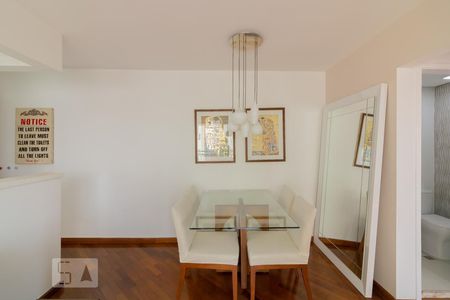 Sala de apartamento à venda com 2 quartos, 65m² em Vila Olímpia, São Paulo