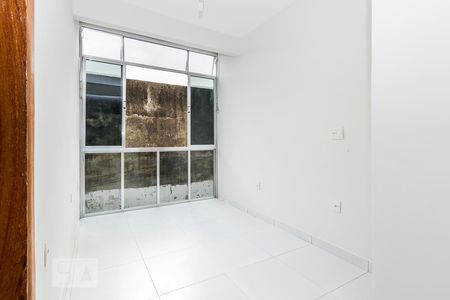 Sala de apartamento para alugar com 1 quarto, 40m² em Bonsucesso, Rio de Janeiro