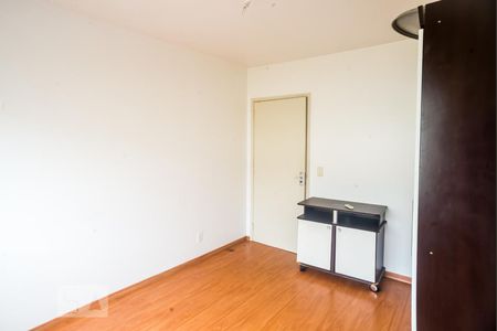 Quarto de apartamento para alugar com 1 quarto, 50m² em Sarandi, Porto Alegre