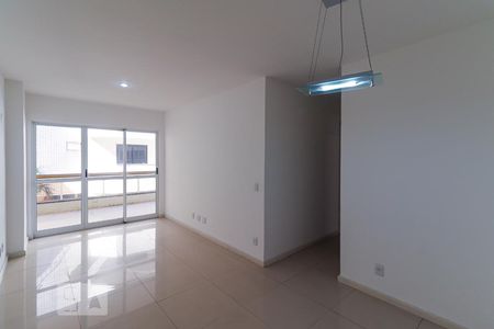 Sala de apartamento para alugar com 3 quartos, 87m² em Recreio dos Bandeirantes, Rio de Janeiro