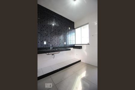 Cozinha de casa à venda com 2 quartos, 60m² em Jaqueline, Belo Horizonte