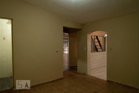 Quarto  de casa à venda com 5 quartos, 85m² em Conjunto Promorar Sapopemba, São Paulo