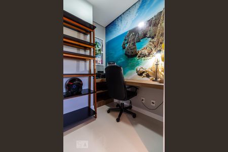 Escritório de apartamento à venda com 2 quartos, 98m² em Tamboré, Santana de Parnaíba