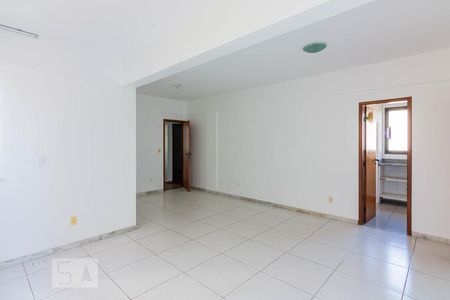 Sala 1 de apartamento para alugar com 3 quartos, 100m² em Cruzeiro, Belo Horizonte