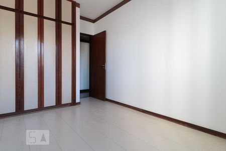 Quarto 1 de apartamento para alugar com 2 quartos, 77m² em Lourdes, Belo Horizonte