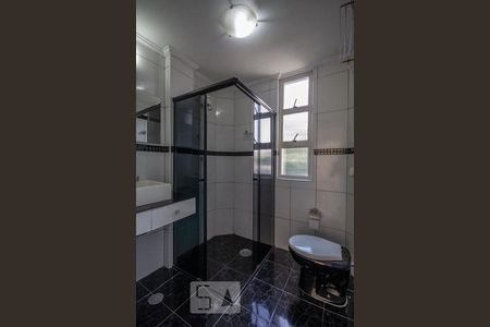 Banheiro de apartamento para alugar com 2 quartos, 71m² em Jardim Londrina, São Paulo