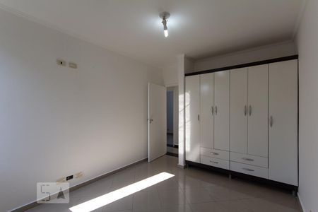 Quarto 1 de apartamento para alugar com 2 quartos, 71m² em Jardim Londrina, São Paulo