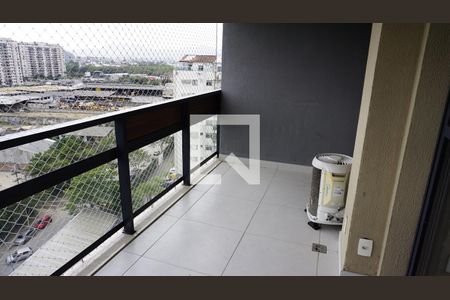 Varanda - Sala de apartamento à venda com 2 quartos, 69m² em Jacarepaguá, Rio de Janeiro