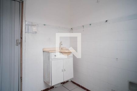 Banheiro  de casa para alugar com 1 quarto, 60m² em Parque Boturussu, São Paulo