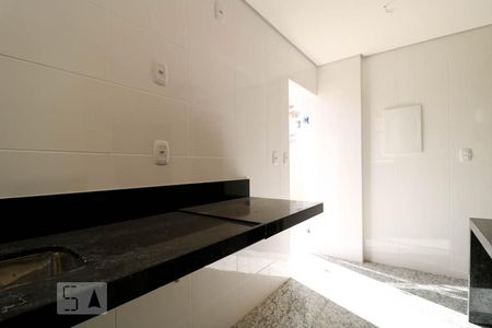 Cozinha de kitnet/studio para alugar com 1 quarto, 36m² em Funcionários, Belo Horizonte