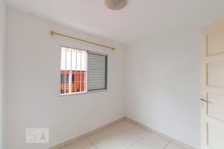 Quarto 1 de casa para alugar com 3 quartos, 70m² em Vila Campestre, São Paulo