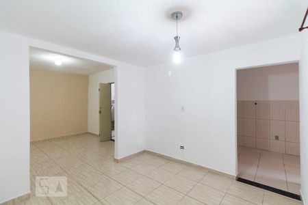 Sala de casa para alugar com 3 quartos, 70m² em Vila Campestre, São Paulo