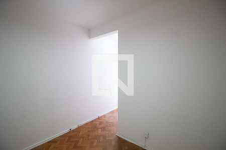 Quarto 1 de apartamento para alugar com 2 quartos, 45m² em Copacabana, Rio de Janeiro