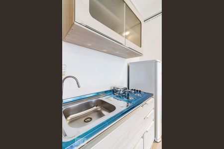 cozinha de kitnet/studio para alugar com 1 quarto, 42m² em Menino Deus, Porto Alegre