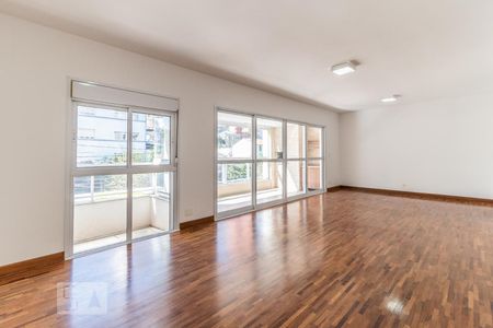 Sala de apartamento para alugar com 3 quartos, 135m² em Pinheiros, São Paulo