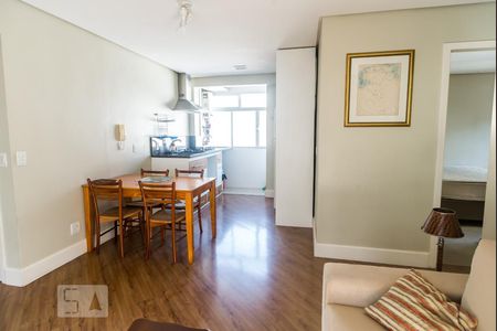 Sala de apartamento para alugar com 2 quartos, 50m² em Auxiliadora, Porto Alegre