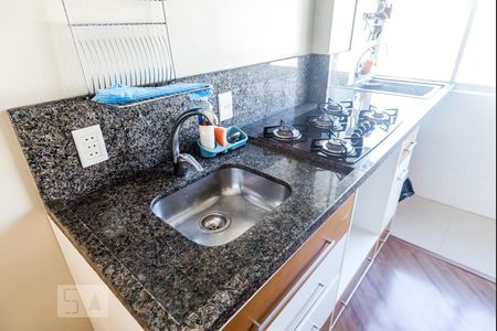 Cozinha de apartamento para alugar com 2 quartos, 50m² em Auxiliadora, Porto Alegre