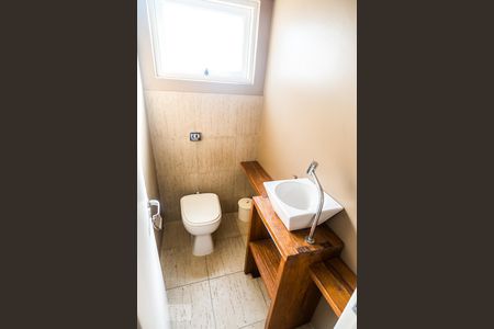 Lavabo de apartamento para alugar com 2 quartos, 50m² em Auxiliadora, Porto Alegre