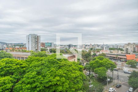 Vista da sala de apartamento para alugar com 3 quartos, 110m² em Santana, Porto Alegre