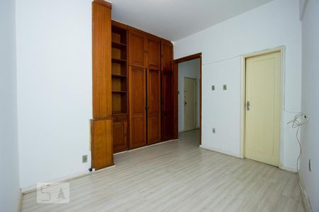 Sala de kitnet/studio para alugar com 1 quarto, 32m² em Glória, Rio de Janeiro